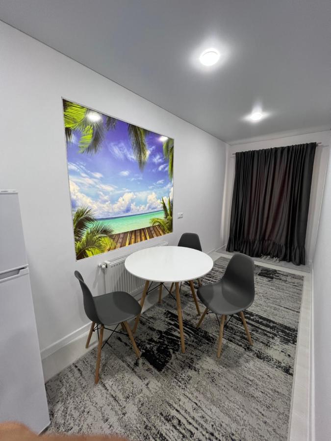 Apartament Edinet-Единец Esterno foto