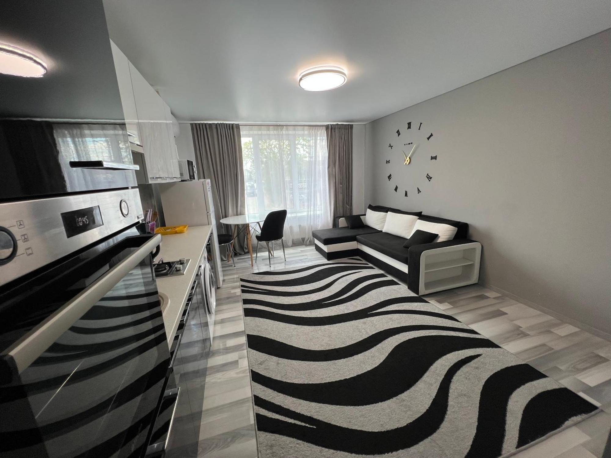 Apartament Edinet-Единец Esterno foto